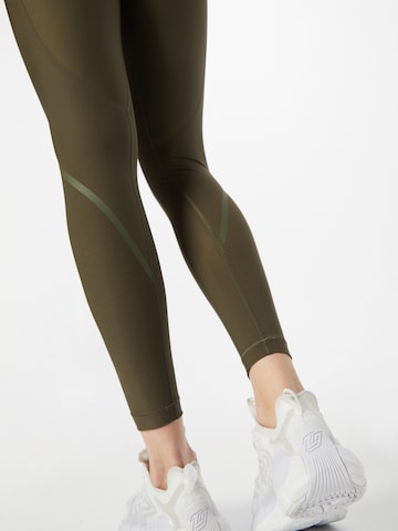 Casall Skinny Workout Pants in Green