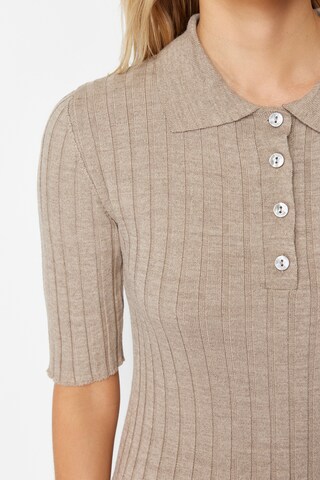 Trendyol Sweater in Grey