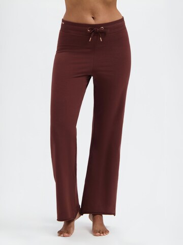 Urban Goddess Yoga & Activewear Flared Workout Pants 'Elun' in Brown