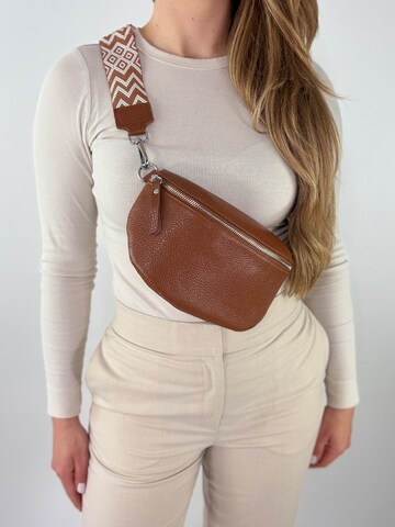 lePelou Gürteltasche 'THEA medium' in Braun