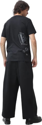 Maglietta 'T-shirt 8bit Series' di Kanten in nero: frontale