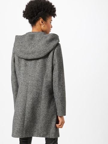 Vero Moda Curve Between-Seasons Coat 'DONA' in Grey