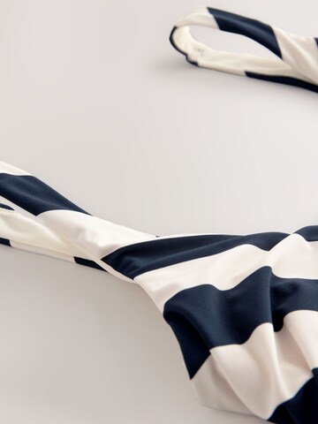 Invisible Maillot de bain Next en blanc