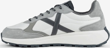 MUNICH Platform trainers 'BABEL' in White: front