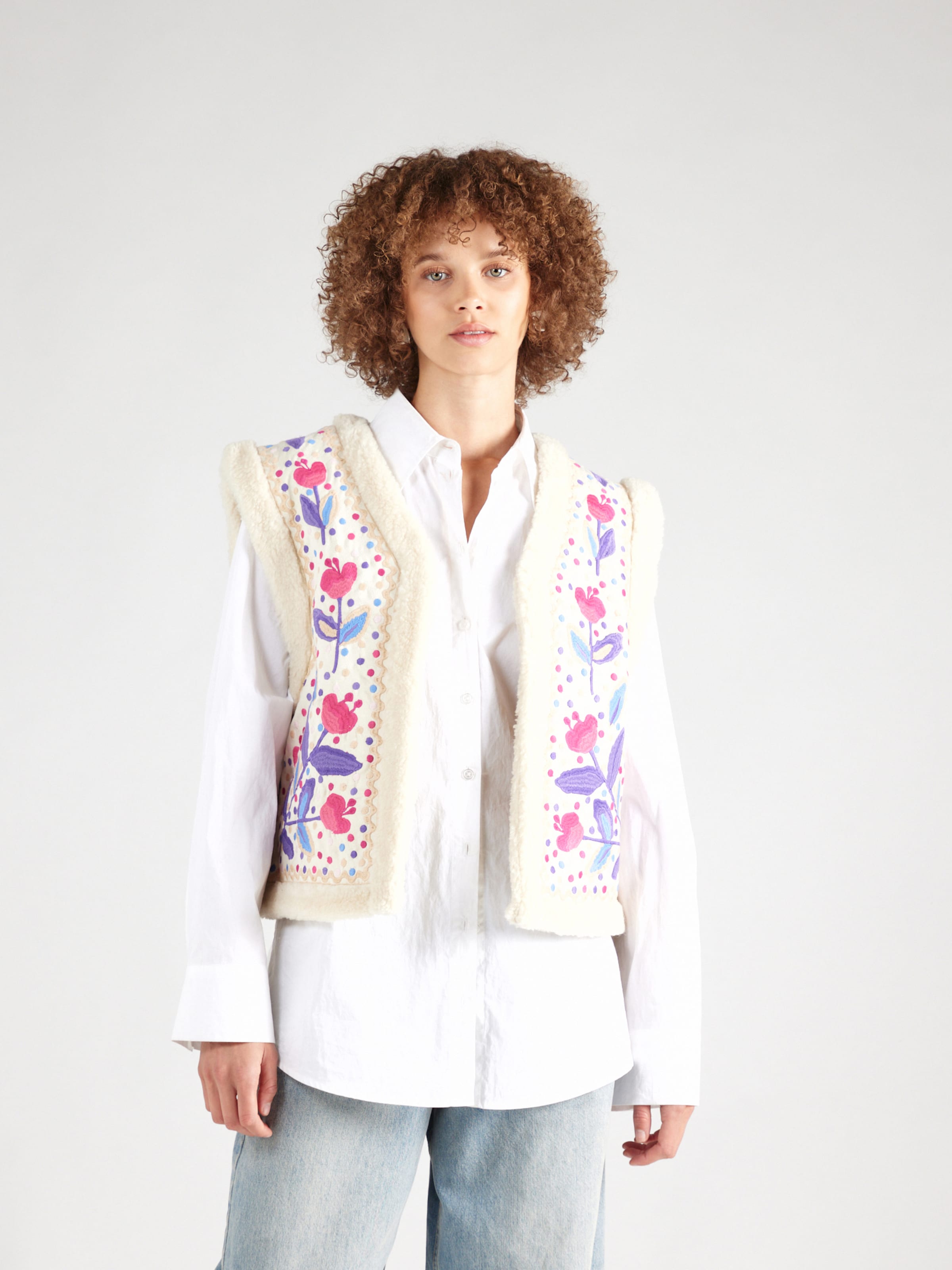 Fabienne Chapot Vest Tommy in Off White ABOUT YOU