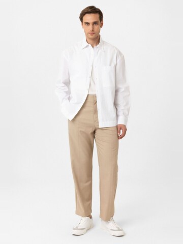 Coupe regular Chemise 'Jimin' Antioch en blanc