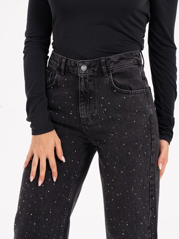 MYLAVIE by Sarah Harrison regular Jeans i grå