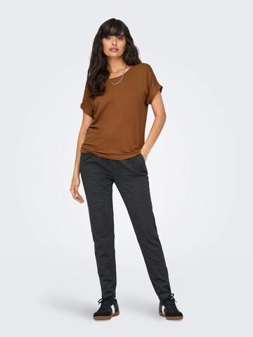 ONLY Baggy Broek in Grijs: voorkant