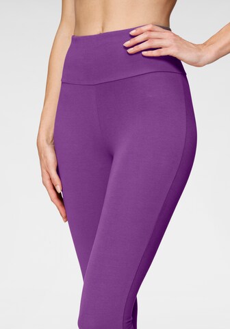 Skinny Leggings de la LASCANA pe mov