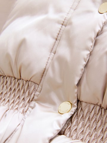Baker by Ted Baker Mantel in Beige