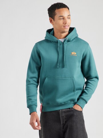 ALPHA INDUSTRIES Regular fit Πουλόβερ σε πράσινο: μπροστά