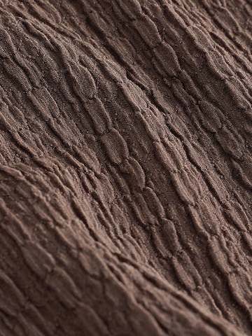 T-Shirt Next en marron