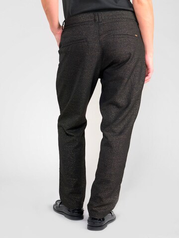 Loosefit Pantalon chino 'Sparklin' Le Temps Des Cerises en noir