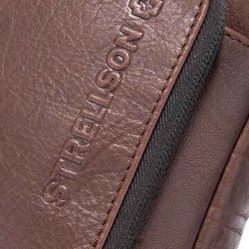 STRELLSON Schoudertas 'Clapton Brian' in Bruin