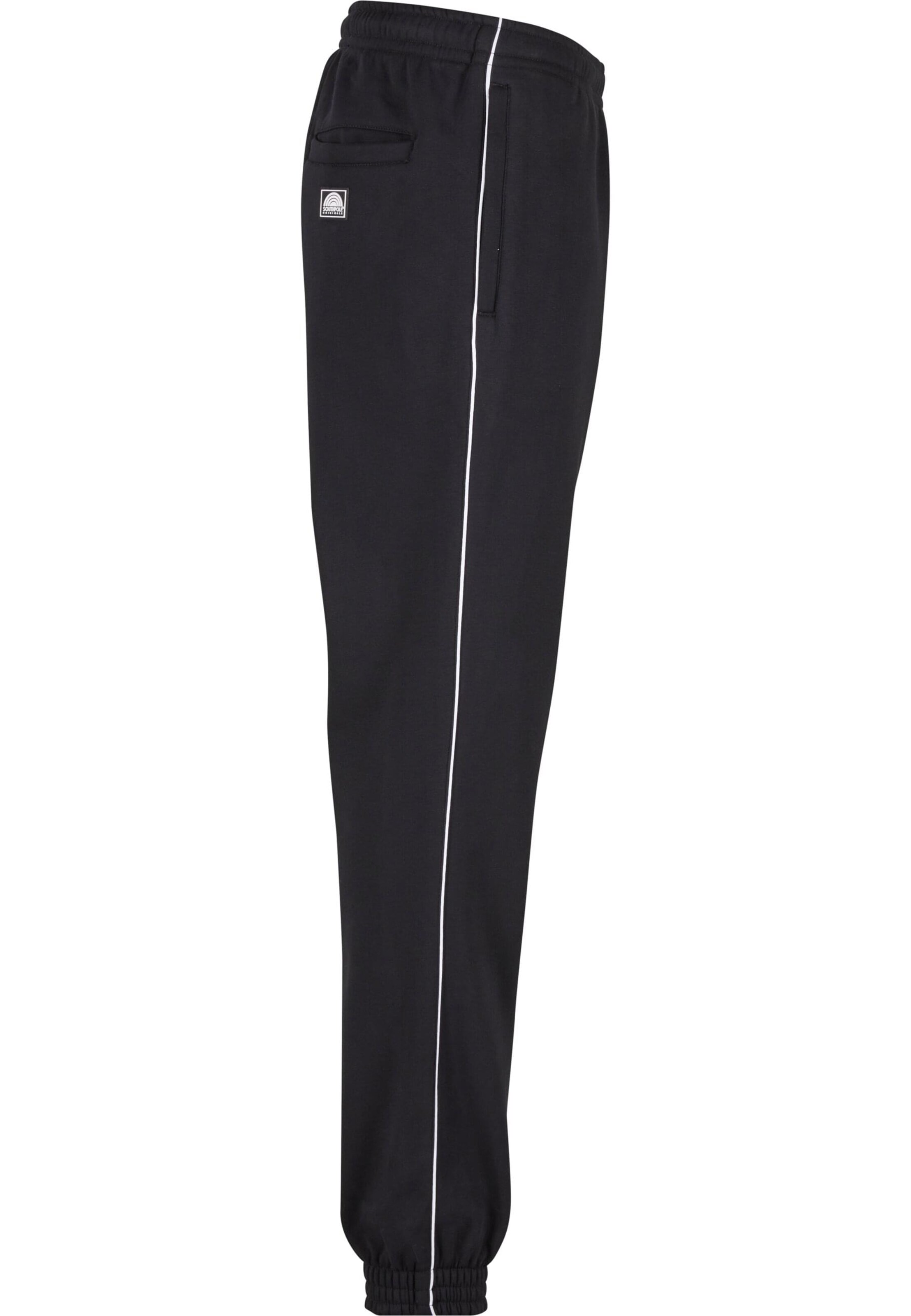 Tapered Pantaloni di SOUTHPOLE in nero