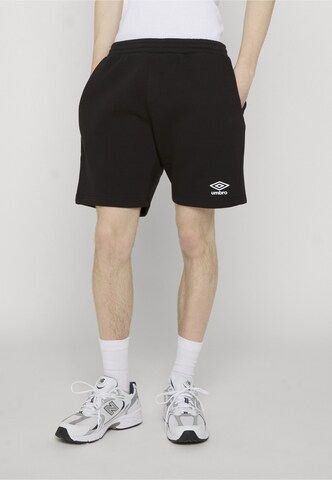 UMBRO Regular Sporthose in Schwarz: Vorderseite