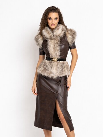 JIORO Rok 'ESSENTIALS' in Bruin