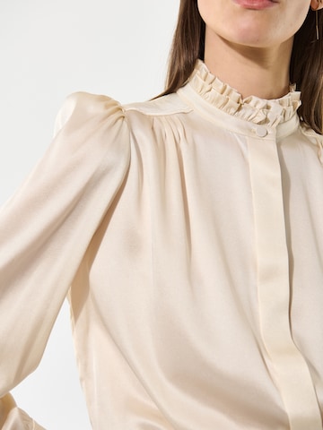 Dea Kudibal - Camiseta ' RobertaDEA ' en beige