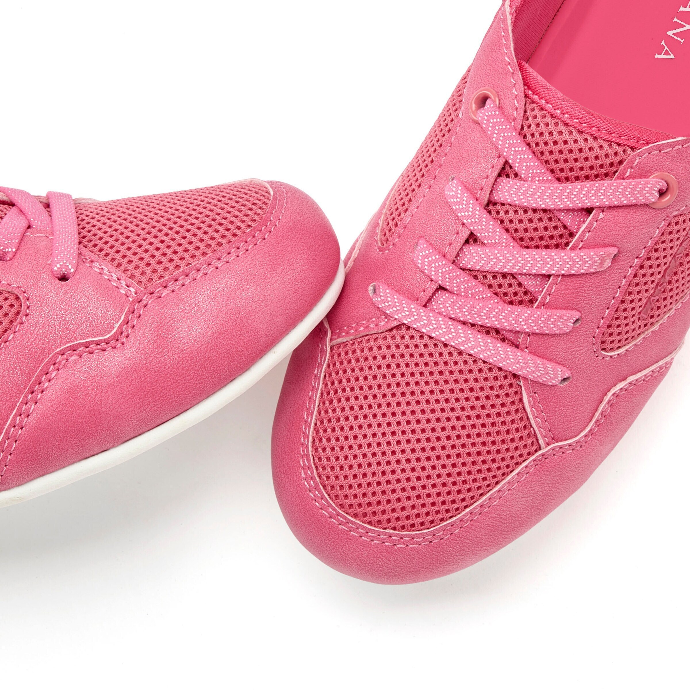 LASCANA Sneaker low i pink