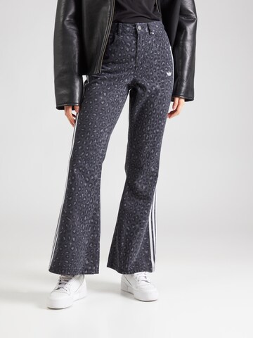 ADIDAS ORIGINALS Flared Jeans in Zwart: voorkant