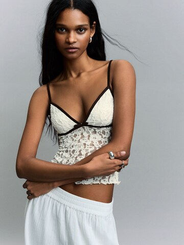 Haut Bershka en blanc : devant