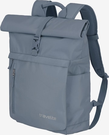 TRAVELITE Backpack in Blue: front
