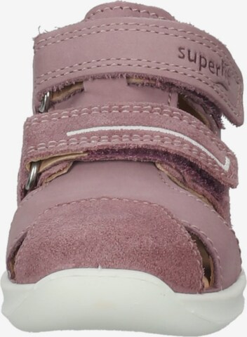 Chaussure basse SUPERFIT en violet