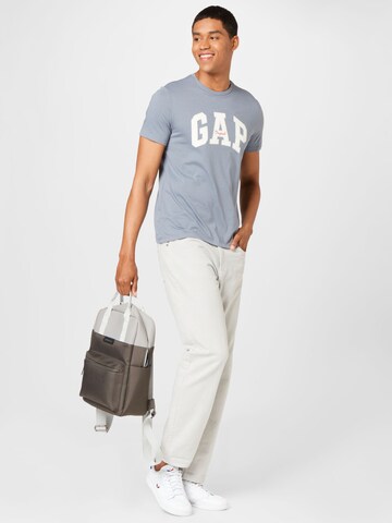 GAP Regular fit Μπλουζάκι σε γκρι