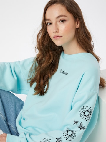 HOLLISTER Sweatshirt in Blau