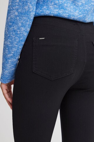 Slimfit Leggings 'Keily' di Oxmo in nero