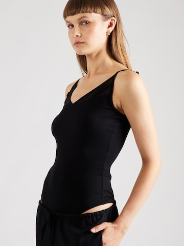 ABOUT YOU Top 'Therese' in Black