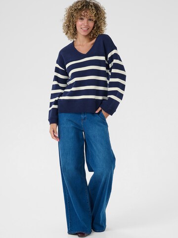 Pull-over 'Muka' Cream en bleu