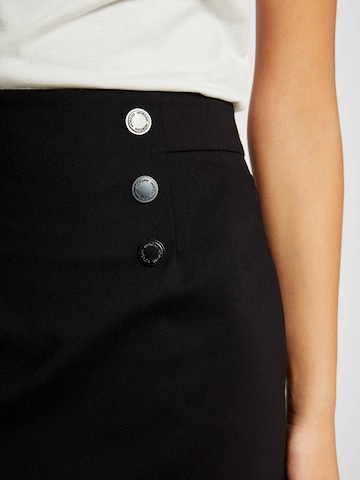 Morgan Skirt in Black