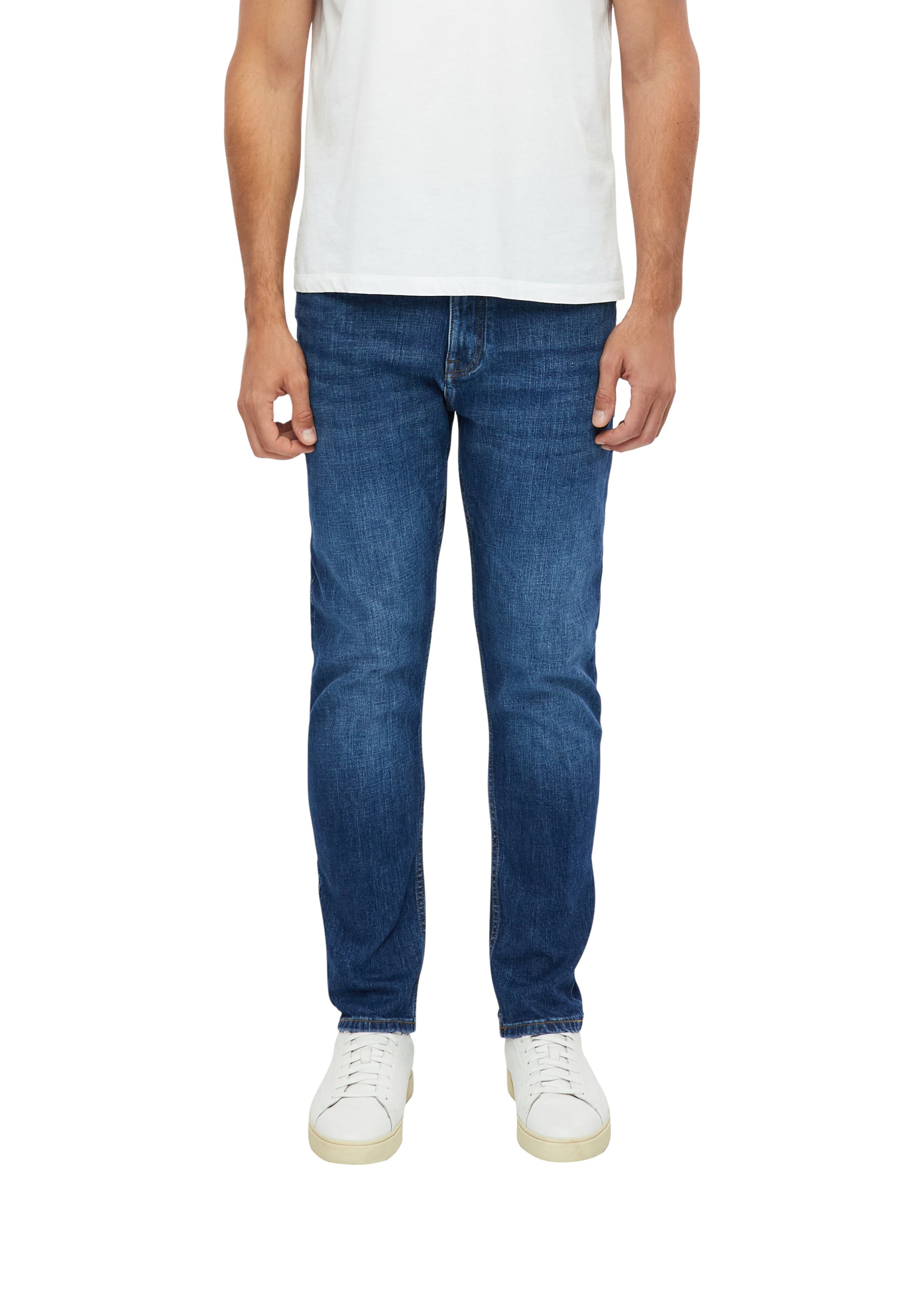 s.Oliver Tapered Jeans in Blauw: voorkant