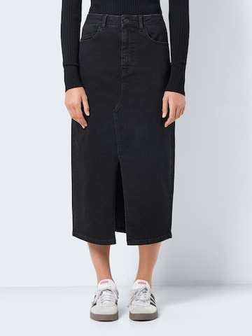 Noisy may Skirt 'KATH' in Black