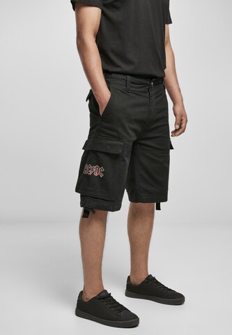 Merchcode Regular Shorts in Schwarz