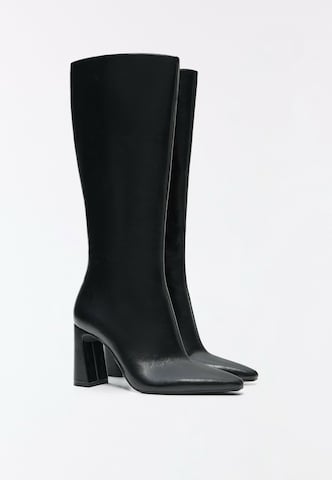 Bershka Ботуши в черно