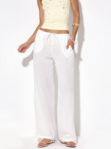 Busem - Calças 'Hose' em branco: frente