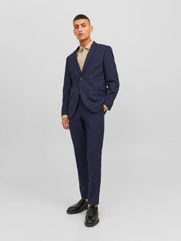 Coupe slim Pantalon à plis JACK & JONES en bleu