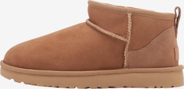 UGG Boots 'Classic Ultra Mini' in Braun: Vorderseite