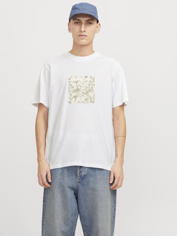 T-Shirt 'JCOTARMAC' JACK & JONES en blanc : devant