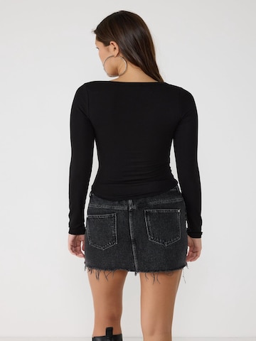 No Matter What Shirt in Zwart
