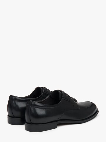 Estro Moccasin '8039-3' in Black