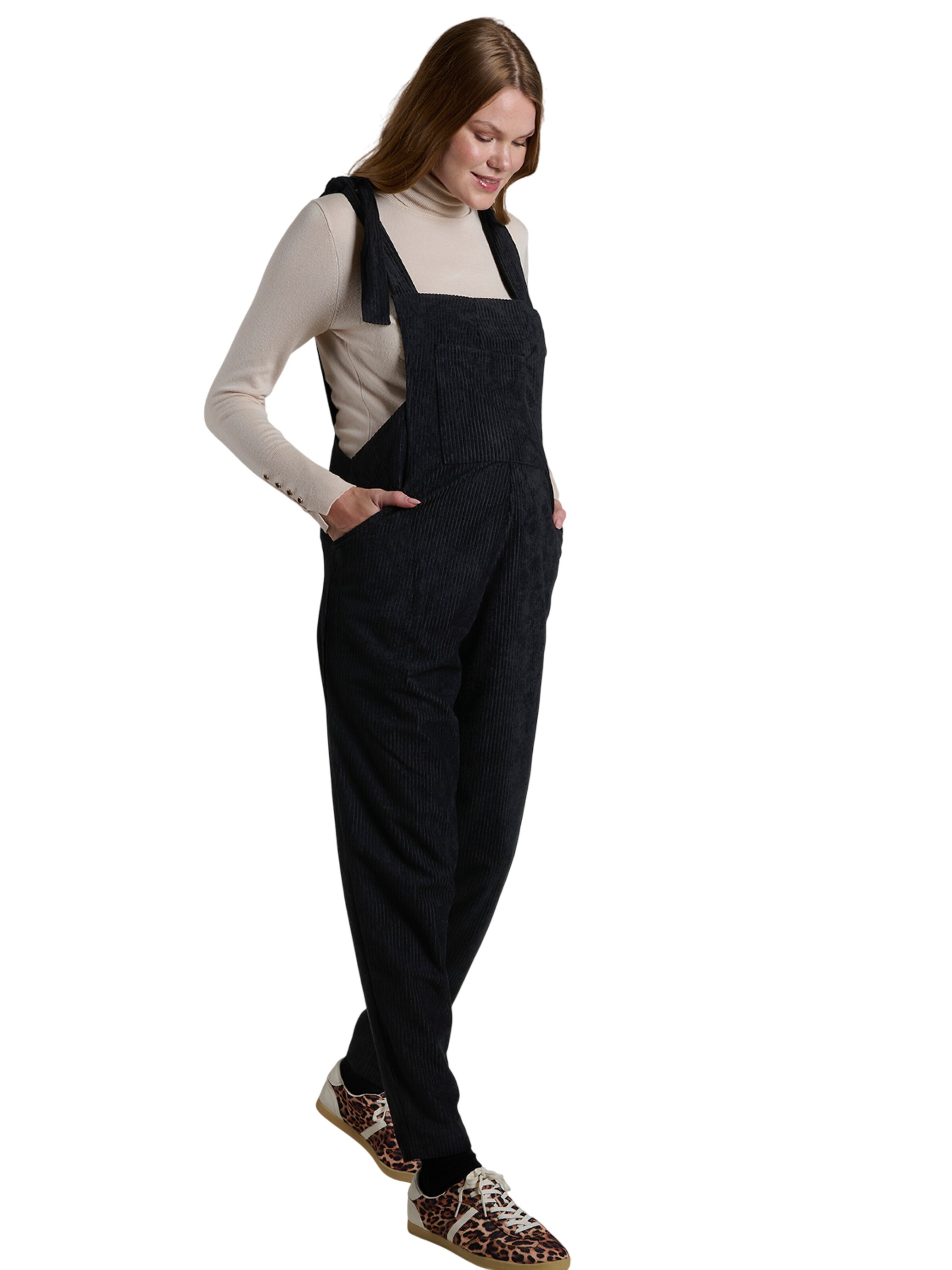 LYN MAMA Regular Dungarees in Beige: front