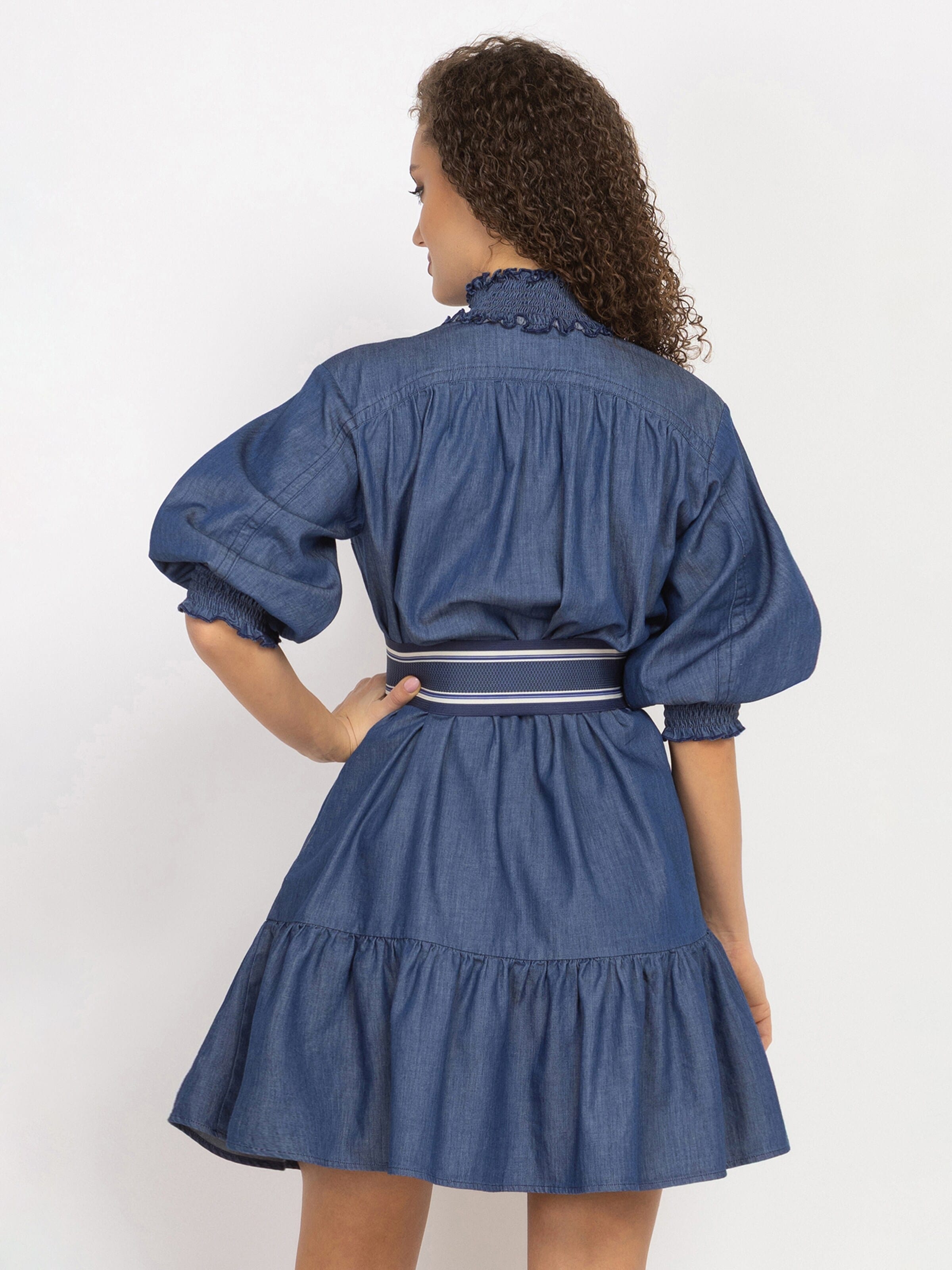 JIORO Jurk 'ESSENTIALS' in Blauw