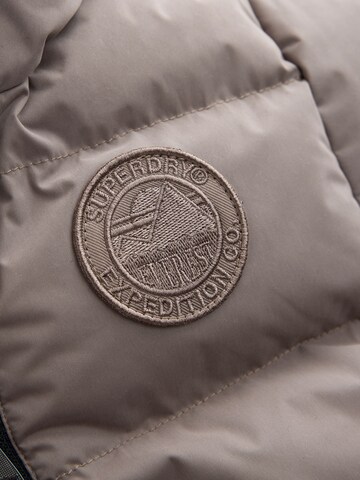Superdry & Co - Mono 'Everest' en marrón