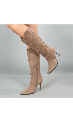 Ital-Design Boots in Brown: front