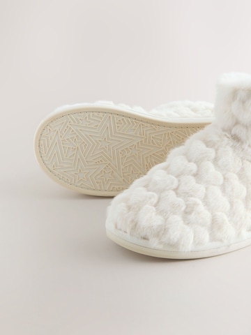 Next Тапки в Белый