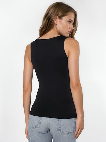 Top di Busem in nero