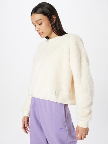 ADIDAS ORIGINALS - Pullover 'Essentials+ Fluffy Teddy' em branco: frente